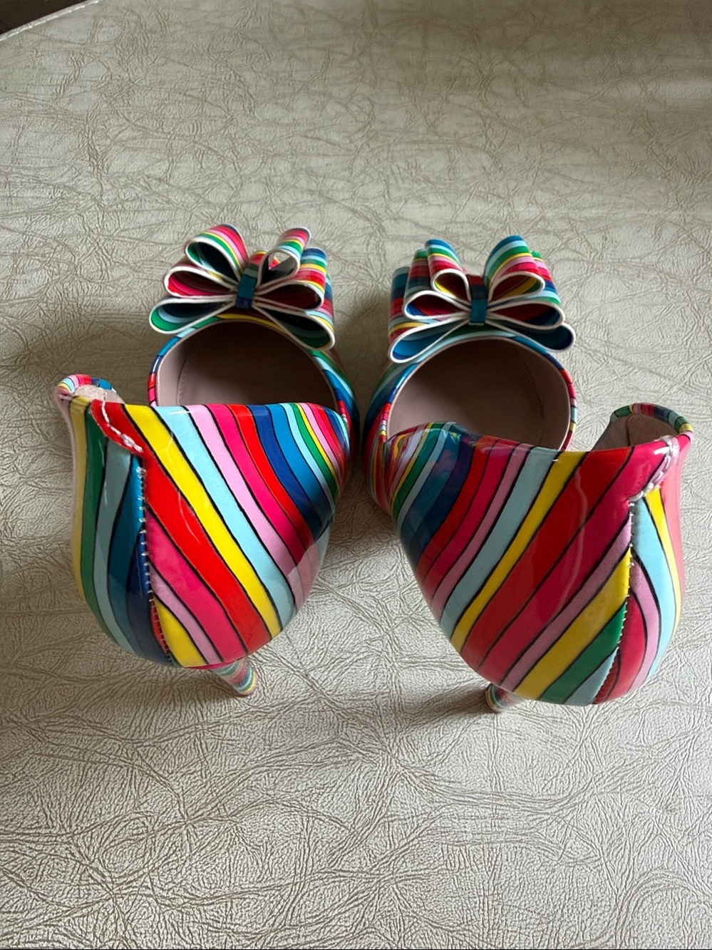 Betsey Johnson PRINCE-P BRIGHT MULTI PUMPS - Picture 15 of 15